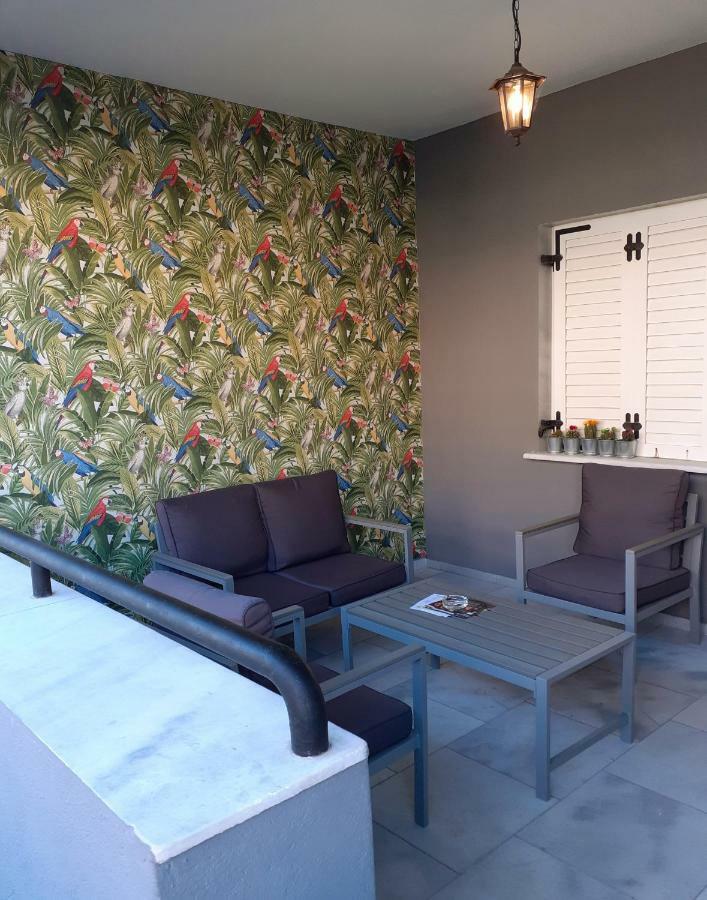 Glykanisos Suites Néa Péramos Exterior foto